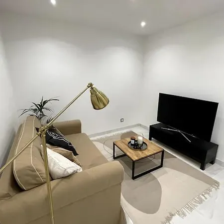 Appartement Cosy Et Moderne Proche De Disneyland Bussy-Saint-Georges Esterno foto