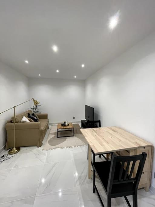 Cosy Et Moderne Proche De Disneyland Bussy-Saint-Georges