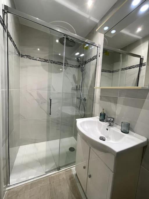 Apartment Cosy Et Moderne Proche De Disneyland Bussy-Saint-Georges