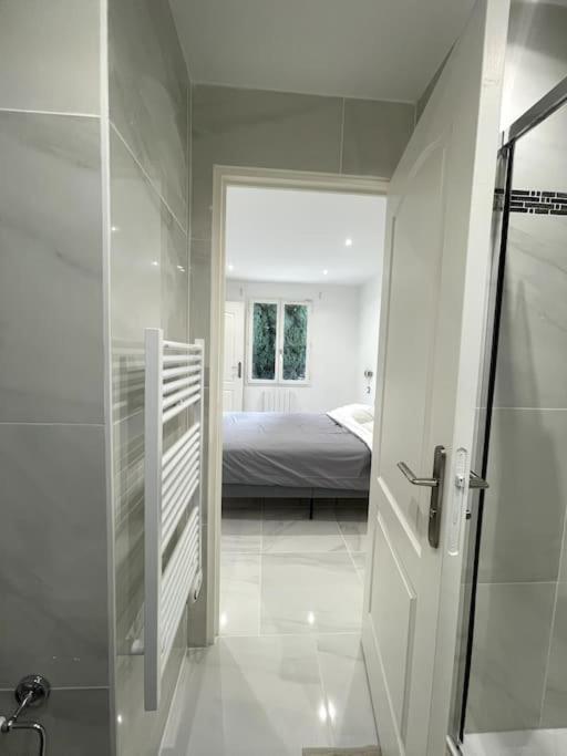 Cosy Et Moderne Proche De Disneyland Appartement *