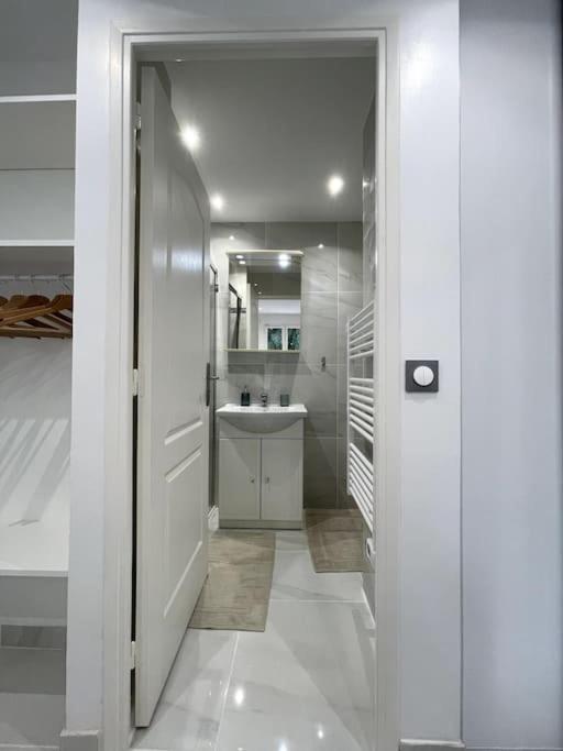 Apartamento Cosy Et Moderne Proche De Disneyland